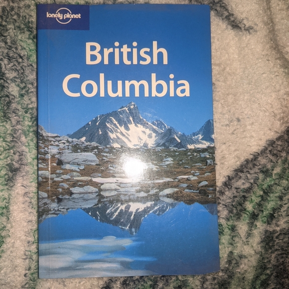 Lonely Planet and Frommer's British Columbia - Picture 3 of 3